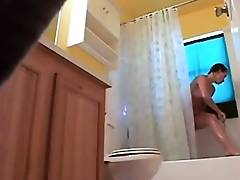 Spy cam sister in the shower